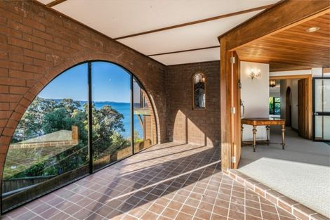 Photo of property in 27 Chelverton Terrace, Red Beach, 0932