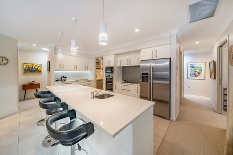 Photo of property in 6 Bateson Way, Heretaunga, Upper Hutt, 5018