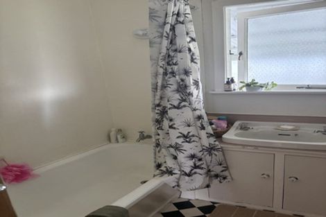 Photo of property in 5 Adams Road, Manurewa, Auckland, 2102