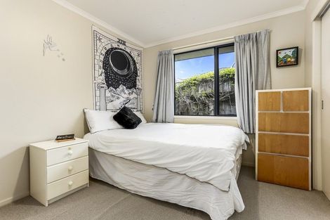 Photo of property in 20 Tauranga Place, Orewa, 0931