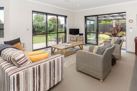 Photo of property in 20 Toscana Drive, Karaka, Papakura, 2113