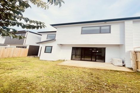 Photo of property in 4/2 Smiths Avenue, Papakura, 2110