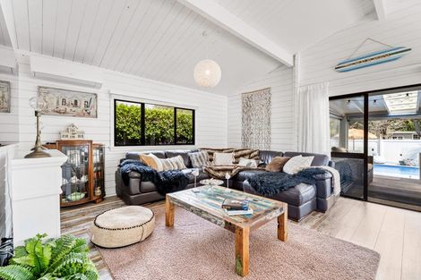 Photo of property in 105 Ladies Mile, Manly, Whangaparaoa, 0930