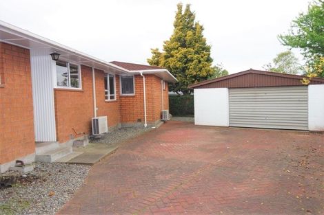 Photo of property in 42 Fovant Street, Russley, Christchurch, 8042