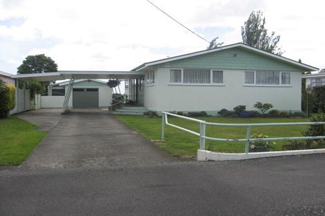 Photo of property in 25 Edward Street, Pahiatua, 4910
