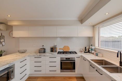 Photo of property in 265 Queenspark Drive, Parklands, Christchurch, 8083