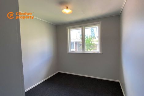 Photo of property in 5 Kelwyn Road, Kelston, Auckland, 0602