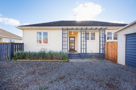 Photo of property in 143 Rangiora Avenue, Roslyn, Palmerston North, 4414
