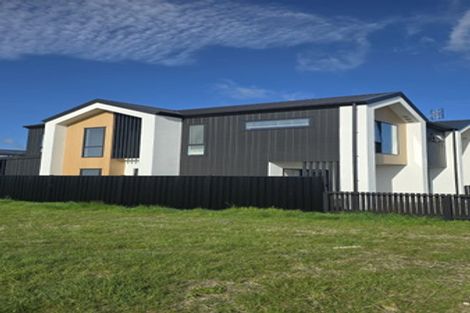 Photo of property in 7 Atutahi Lane, Papamoa Beach, 3118