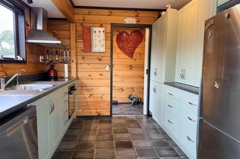 Photo of property in 2 Jamieson Road, Karoro, Greymouth, 7805