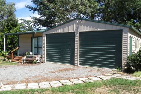 Photo of property in 10 Siegerts Road, Kimbell, Fairlie, 7987