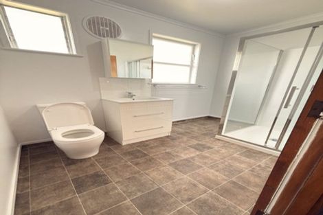 Photo of property in 95 Universal Drive, Henderson, Auckland, 0610