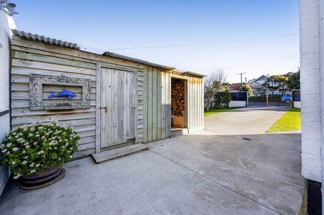 Photo of property in 227 South Road, Hawera, 4610