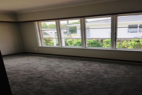 Photo of property in 67 Archibald Road, Kelston, Auckland, 0602