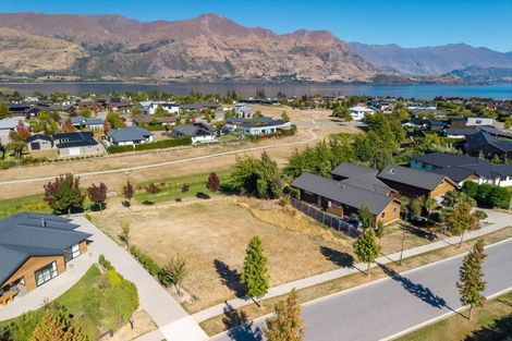 Photo of property in 44 Minaret Ridge, Wanaka, 9305