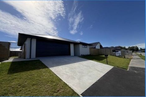 Photo of property in Tauhara Ridge Drive, Richmond Heights, Taupo, 3330