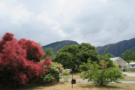 Photo of property in 8 Preston Drive, Arrowtown, 9302