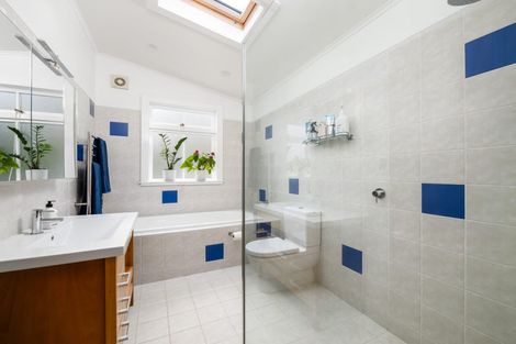 Photo of property in 5 Beresford Street, Russell, 0202