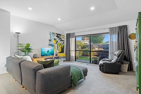 Photo of property in 32 Willow Avenue, Stoke, Nelson, 7011