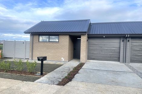 Photo of property in 32 Port Way, Rosehill, Papakura, 2113