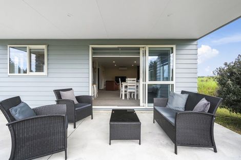 Photo of property in 5 Te Ariki Drive, Waitarere, Levin, 5510