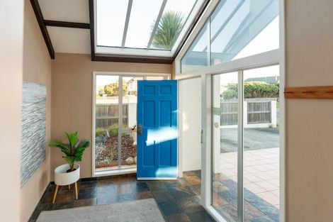 Photo of property in 113 Field Way, Waikanae Beach, Waikanae, 5036