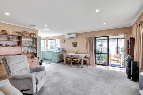Photo of property in 10 Curtis Street, Stratford, 4332