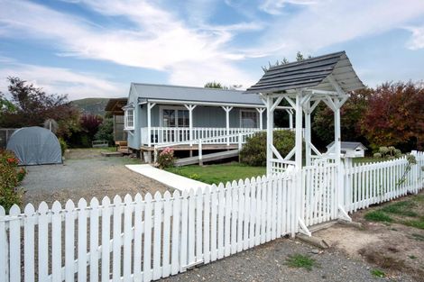 Photo of property in 10 Hillary Street, Waimate, 7924