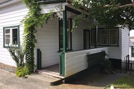 Photo of property in 42 Coote Road, Bluff Hill, Napier, 4110