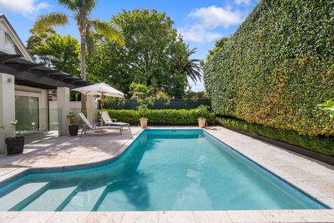 Photo of property in 79 Godden Crescent, Mission Bay, Auckland, 1071