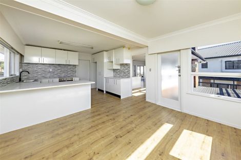 Photo of property in 5a Porchester Road, Papakura, 2110