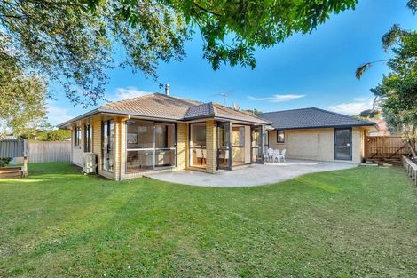 Photo of property in 34 San Valentino Drive, Henderson, Auckland, 0612