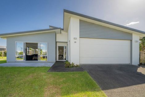 Photo of property in 10 Aquila Drive, Whitianga, 3510
