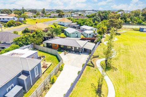 Photo of property in 74a Gonville Avenue, Gonville, Whanganui, 4501