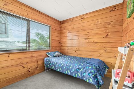 Photo of property in 18 Kawau View Road, Snells Beach, 0920