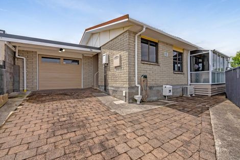 Photo of property in 19a Tukapa Street, Westown, New Plymouth, 4310