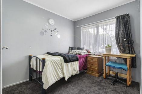 Photo of property in 1/11 Volta Place, Clendon Park, Auckland, 2103