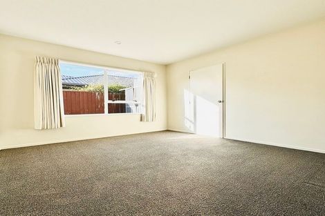 Photo of property in 8 Thornlea Place, Halswell, Christchurch, 8025