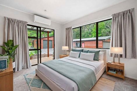 Photo of property in 78 Opanuku Road, Henderson Valley, Auckland, 0612