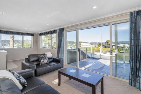 Photo of property in 19 Aquila Drive, Whitianga, 3510