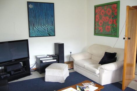 Photo of property in 20 Mckinley Crescent, Brooklyn, Wellington, 6021