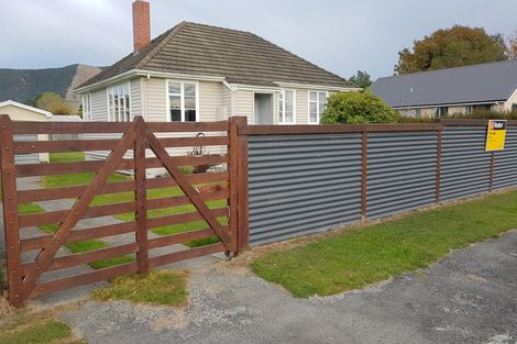 Photo of property in 11 Betten Street, Waimate, 7924