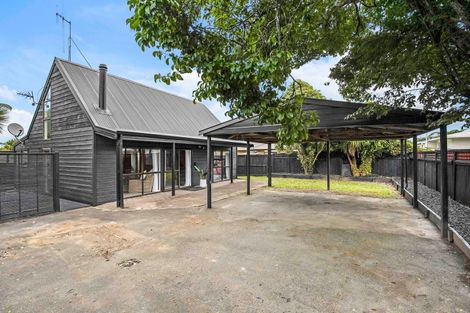 Photo of property in 37a Collins Road, Melville, Hamilton, 3206