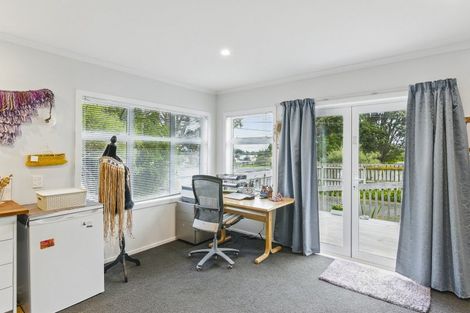 Photo of property in 31 Elizabeth Street, Waikanae, 5036