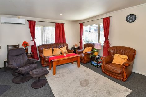 Photo of property in 30 Manston Road, Mangere, Auckland, 2022
