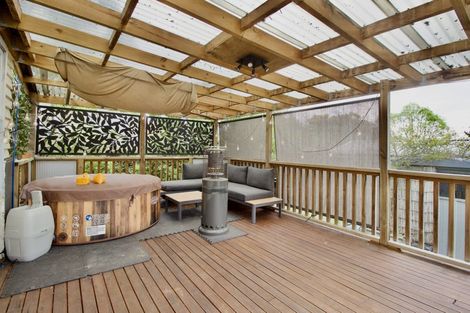 Photo of property in 62 Tudor Road, Henderson, Auckland, 0610