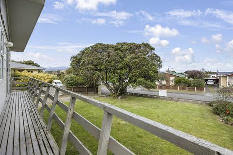Photo of property in 6 Yates Street, Otaki Beach, Otaki, 5512