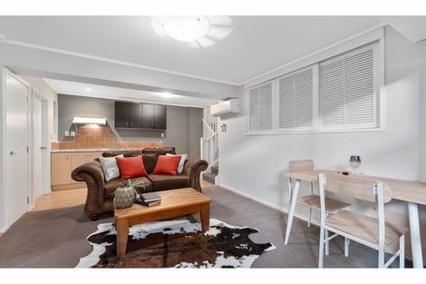 Photo of property in 29 Glencoe Road, Browns Bay, Auckland, 0630