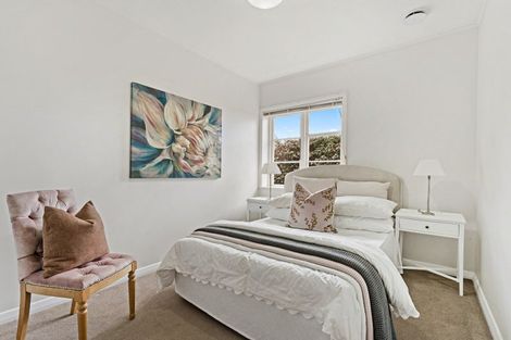 Photo of property in 1 Massey Avenue, Greenlane, Auckland, 1061