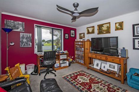 Photo of property in 50 Ocean View Rise, Ruakaka, 0116